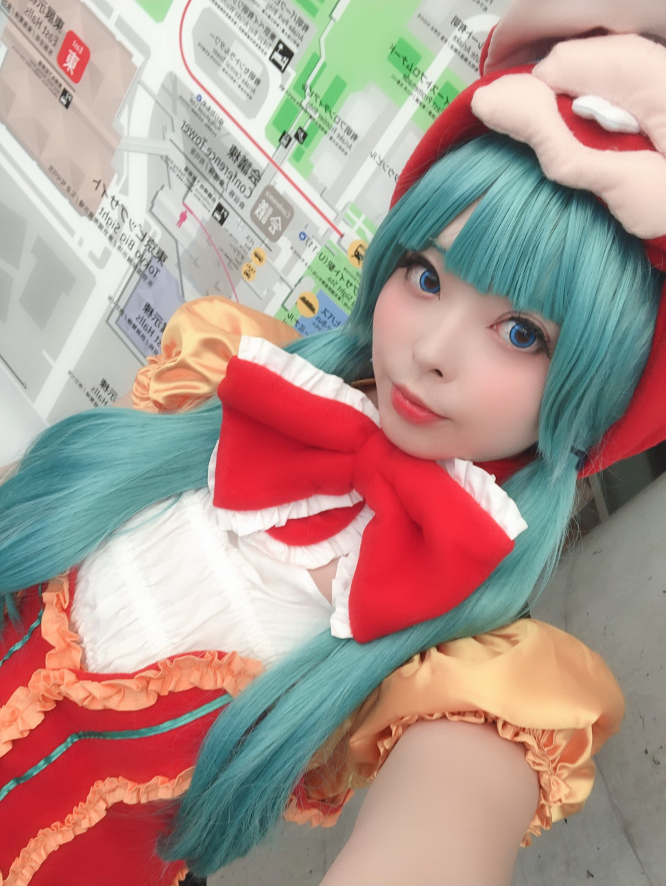 C96-Cosplay-Day3-1-1.jpg