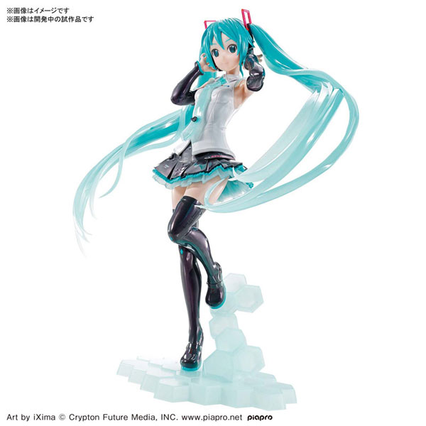 Figure-rise LABO Hatsune Miku V4X Plastic Model.jpg