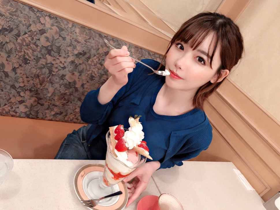 D8IG-I_UYAA4Kbf.jpg
