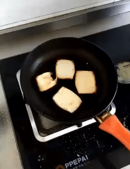 1643362558.gif