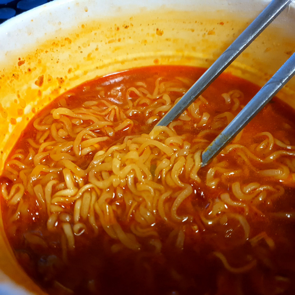 20210610_005106.jpg : 틈새라면 매운김치마 20210610_005106.jpg : 틈새라면 매운김치마