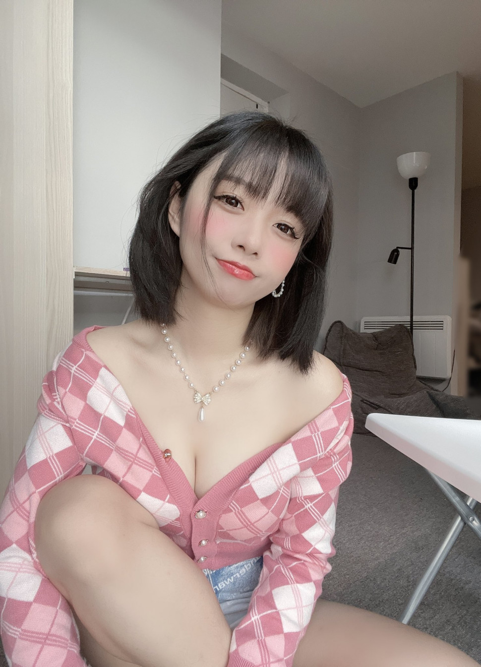 CB3C384A-D42E-4584-9944-319F053A5EC6.jpeg : 오늘자 중녀 CB3C384A-D42E-4584-9944-319F053A5EC6.jpeg : 오늘자 중녀