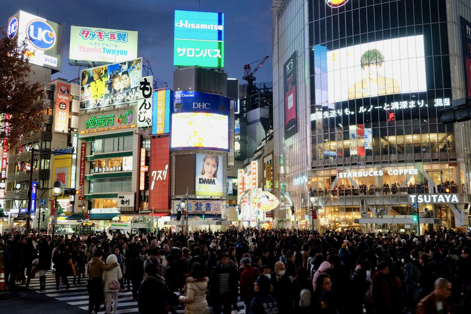 crowd-3878164_1280.jpg