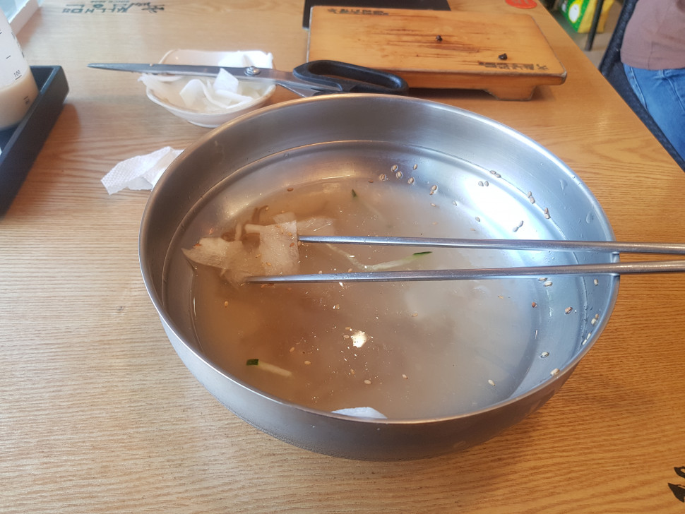 20190615_161202.jpg : 냉면 먹었다 20190615_161202.jpg : 냉면 먹었다