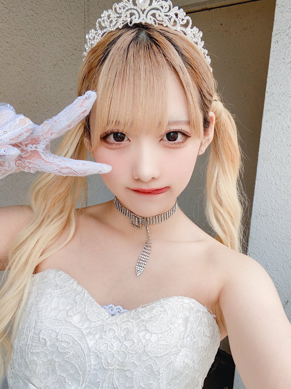 637711C8-7C5C-42A5-94F4-6DAEA490E8B9.jpeg : 이런 누나랑 노래방 갔는데 갑자기 노래부르다 말고 키스하려고 하면 어떡함? 637711C8-7C5C-42A5-94F4-6DAEA490E8B9.jpeg : 이런 누나랑 노래방 갔는데 갑자기 노래부르다 말고 키스하려고 하면 어떡함?