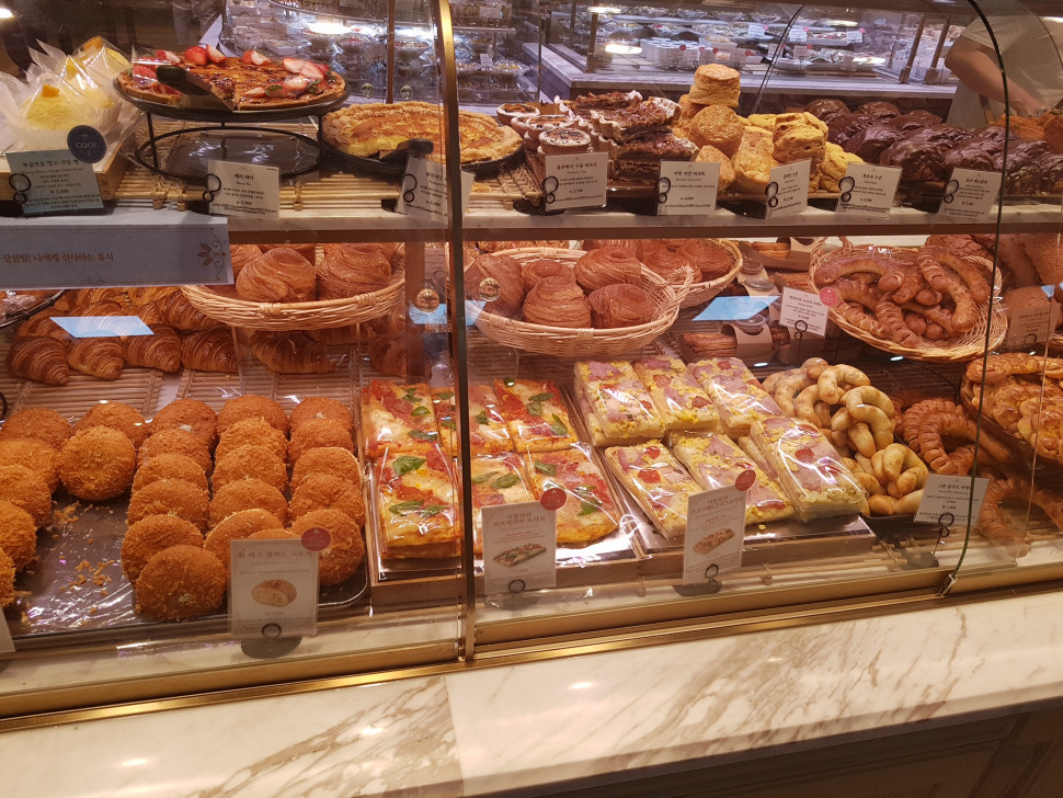 20190604_102853.jpg : 병원에서 파는 빵 20190604_102853.jpg : 병원에서 파는 빵