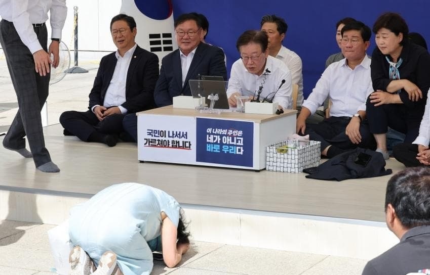 singlebungle1472-20250507-061751-000.jpg : 뭐냐이게 singlebungle1472-20250507-061751-000.jpg : 뭐냐이게