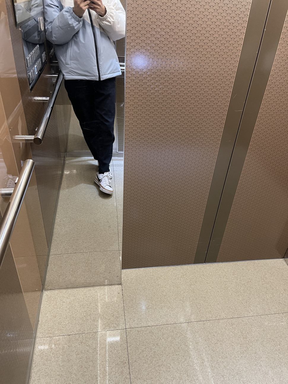 E56A2817-EF89-480D-BF63-B5856750010B.jpeg : 네흥이들 다 존나 착하고 착실하네 E56A2817-EF89-480D-BF63-B5856750010B.jpeg : 네흥이들 다 존나 착하고 착실하네