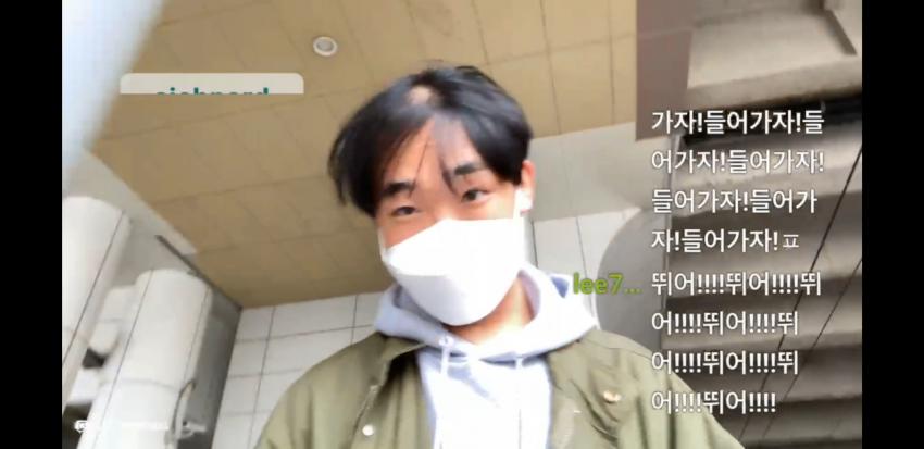 E9C04AC0-957D-45C8-8D77-F2F1850BBC84.jpeg : 오늘자 메이플갤러리 현피 E9C04AC0-957D-45C8-8D77-F2F1850BBC84.jpeg : 오늘자 메이플갤러리 현피