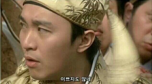 82162187d128029a77f99551c9e8b06c.jpg : 누가 씹덕 사이트에서 실사짤 올리냐 82162187d128029a77f99551c9e8b06c.jpg : 누가 씹덕 사이트에서 실사짤 올리냐