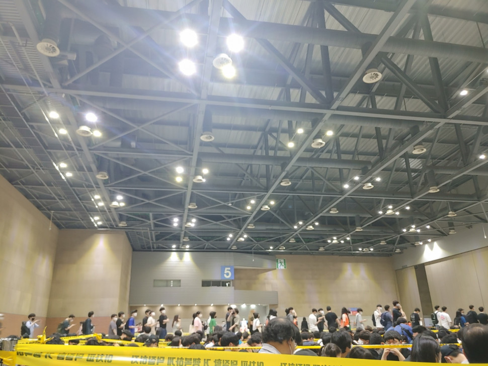 13BC628A-9D3A-46FB-B6BB-E3A2633A7A9C.jpeg : 서코가 원래 이랬나?