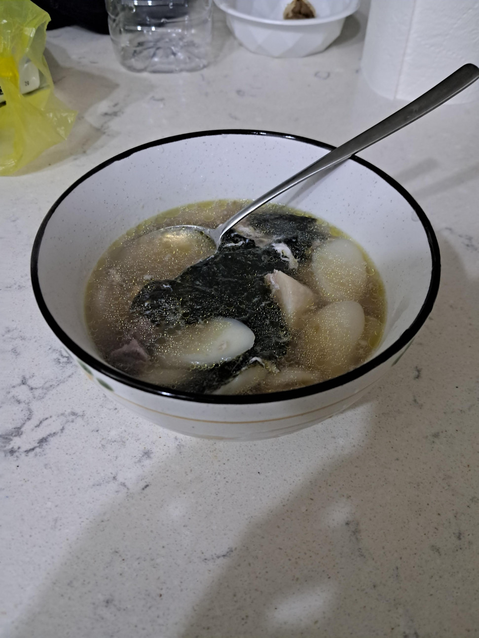 17024241637262037641666739506528.jpg : 떡국 묵자 17024241637262037641666739506528.jpg : 떡국 묵자