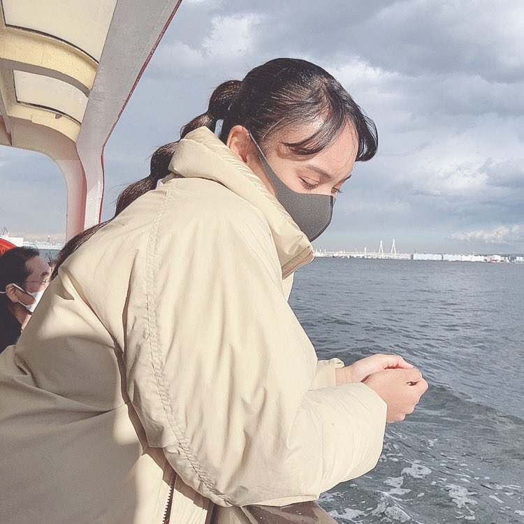 267D7958-022E-408B-A36A-0A63FE12F4BC.jpeg : 오늘자 흑누나