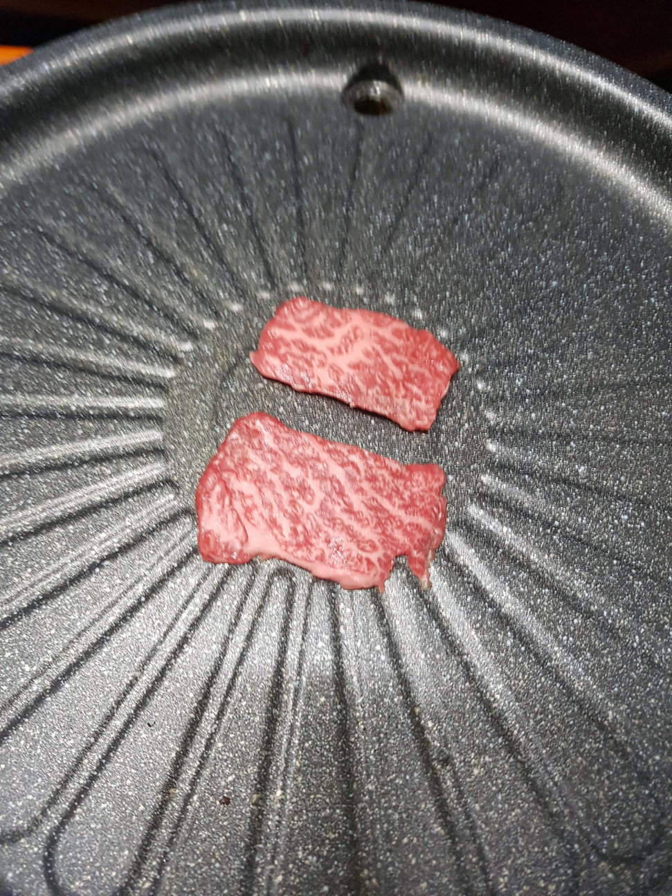 20190614_210203.jpg : 안녕하살.. 20190614_210203.jpg : 안녕하살..