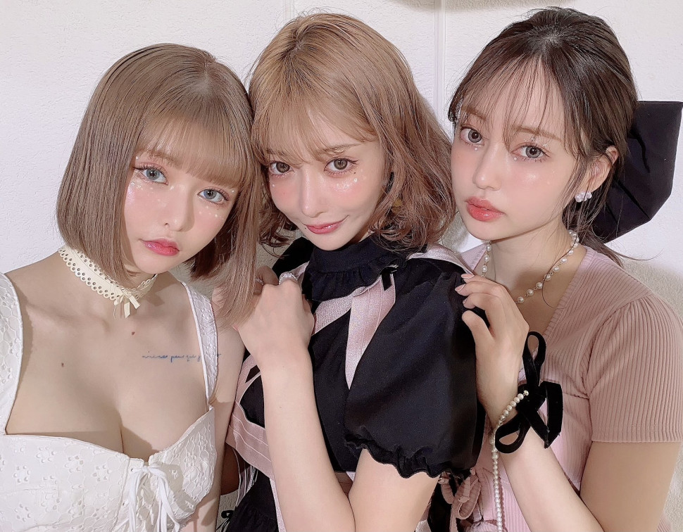 30A12FC2-31CF-4C88-9103-D03B32670549.jpeg : 맨오른쪽아는사람 30A12FC2-31CF-4C88-9103-D03B32670549.jpeg : 맨오른쪽아는사람