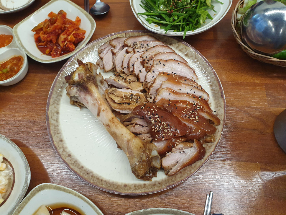 20240525_211614.jpg : 기만자를 혐오하다 기만자가 된 네흥이를 아시오? 20240525_211614.jpg : 기만자를 혐오하다 기만자가 된 네흥이를 아시오?
