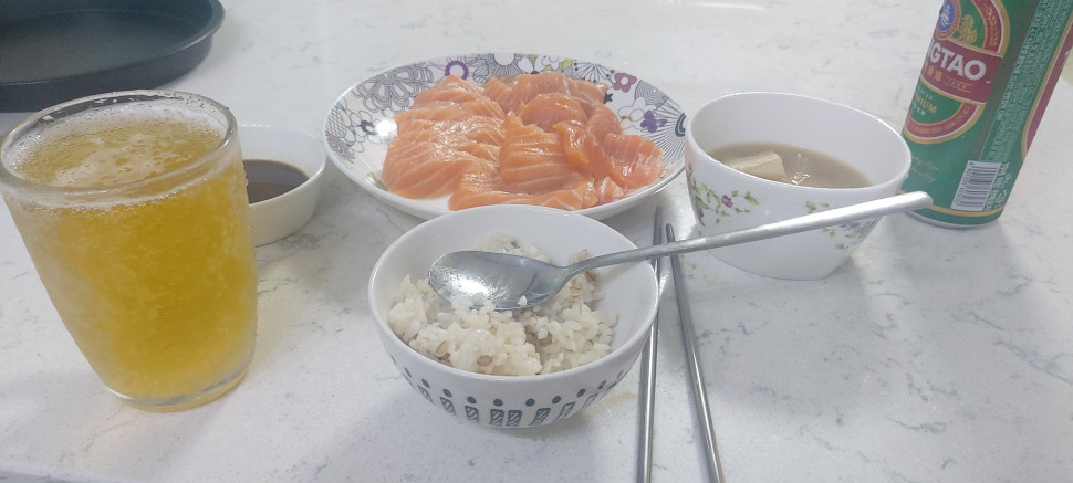 16234076533177821363759609213386.jpg : 오랜만에 연어 16234076533177821363759609213386.jpg : 오랜만에 연어
