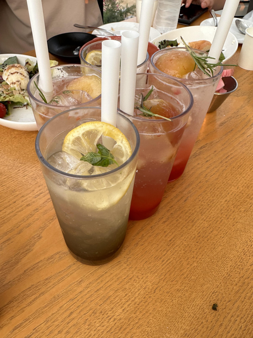 IMG_1369.jpeg : 네흥이들 잘 지냈노 IMG_1369.jpeg : 네흥이들 잘 지냈노