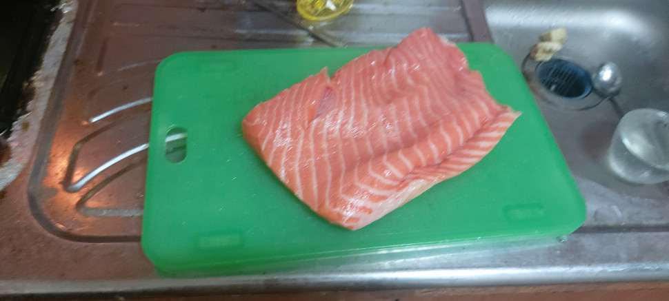 16057756853184231965590190937635.jpg : 사실 어제 먹다 남긴 연어도 잇어 16057756853184231965590190937635.jpg : 사실 어제 먹다 남긴 연어도 잇어