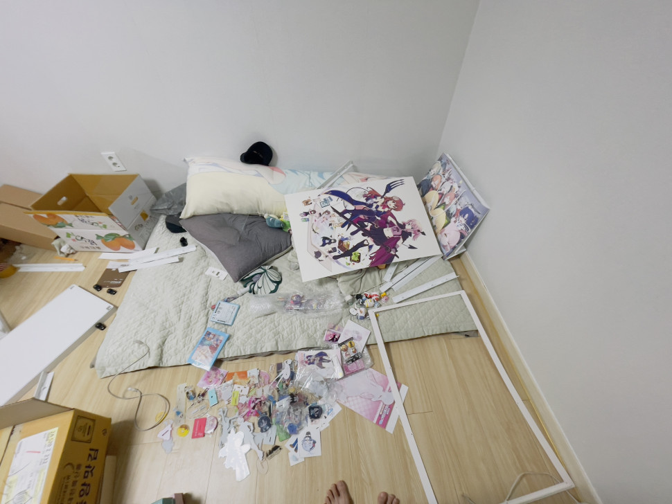 IMG_5565.jpeg : 2시간 치운거 근황 IMG_5565.jpeg : 2시간 치운거 근황
