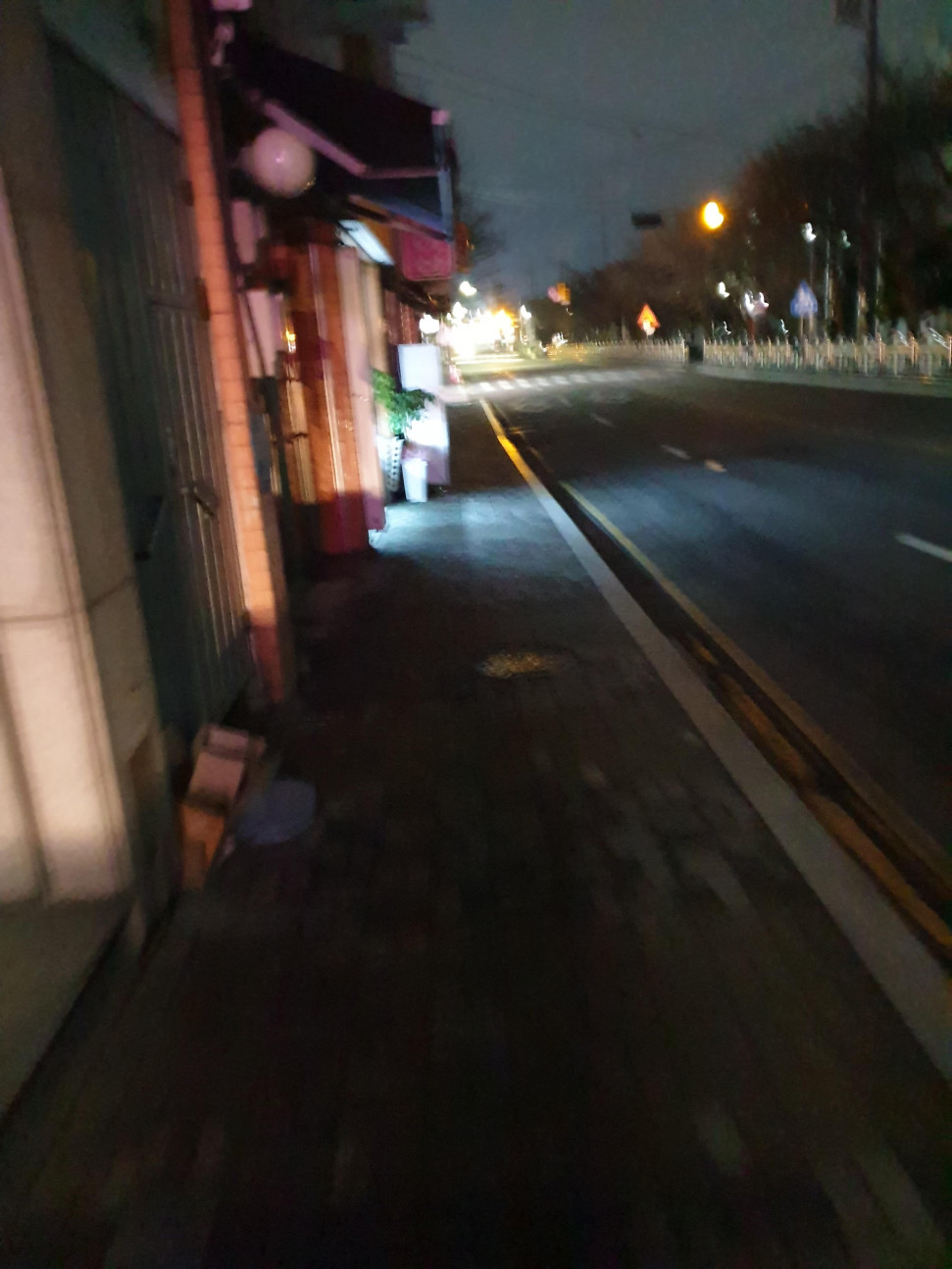 20210320_224946.jpg : 집에 가는 길은 외로워 20210320_224946.jpg : 집에 가는 길은 외로워