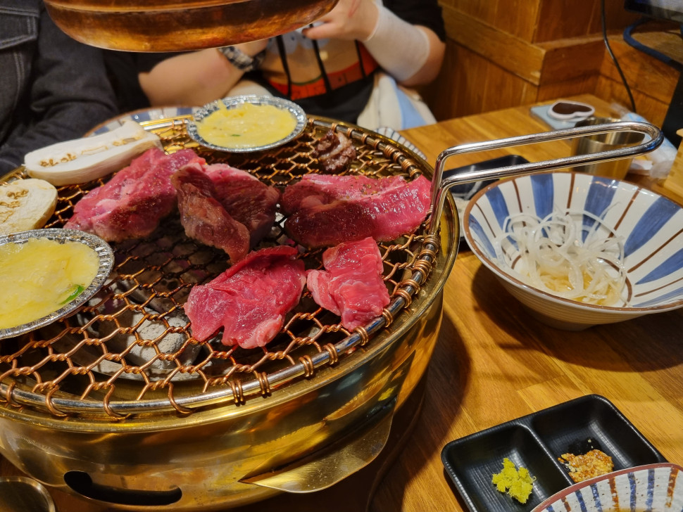 20240225_191540.jpg : 집에서 마파두부 씹애지게 한됫박 쒀놨는데 갑자기 소고기사준다고 나오라하면 어떻게함 20240225_191540.jpg : 집에서 마파두부 씹애지게 한됫박 쒀놨는데 갑자기 소고기사준다고 나오라하면 어떻게함