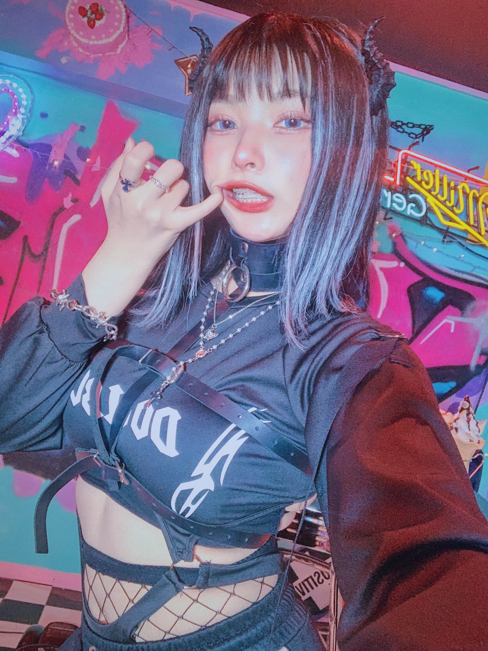 084D9DA1-CC49-4D41-A0A0-9B124B51D2E6.jpeg : 아 맞다 그거다 나 노래 부른거 들어보니까 084D9DA1-CC49-4D41-A0A0-9B124B51D2E6.jpeg : 아 맞다 그거다 나 노래 부른거 들어보니까