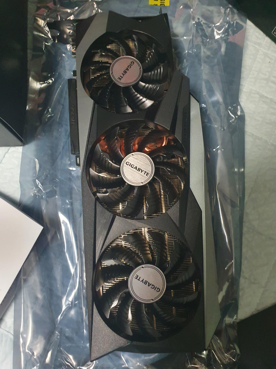 20201013_222309.jpg : 오늘은 빅나비가 나오는 날이다.. 20201013_222309.jpg : 오늘은 빅나비가 나오는 날이다..