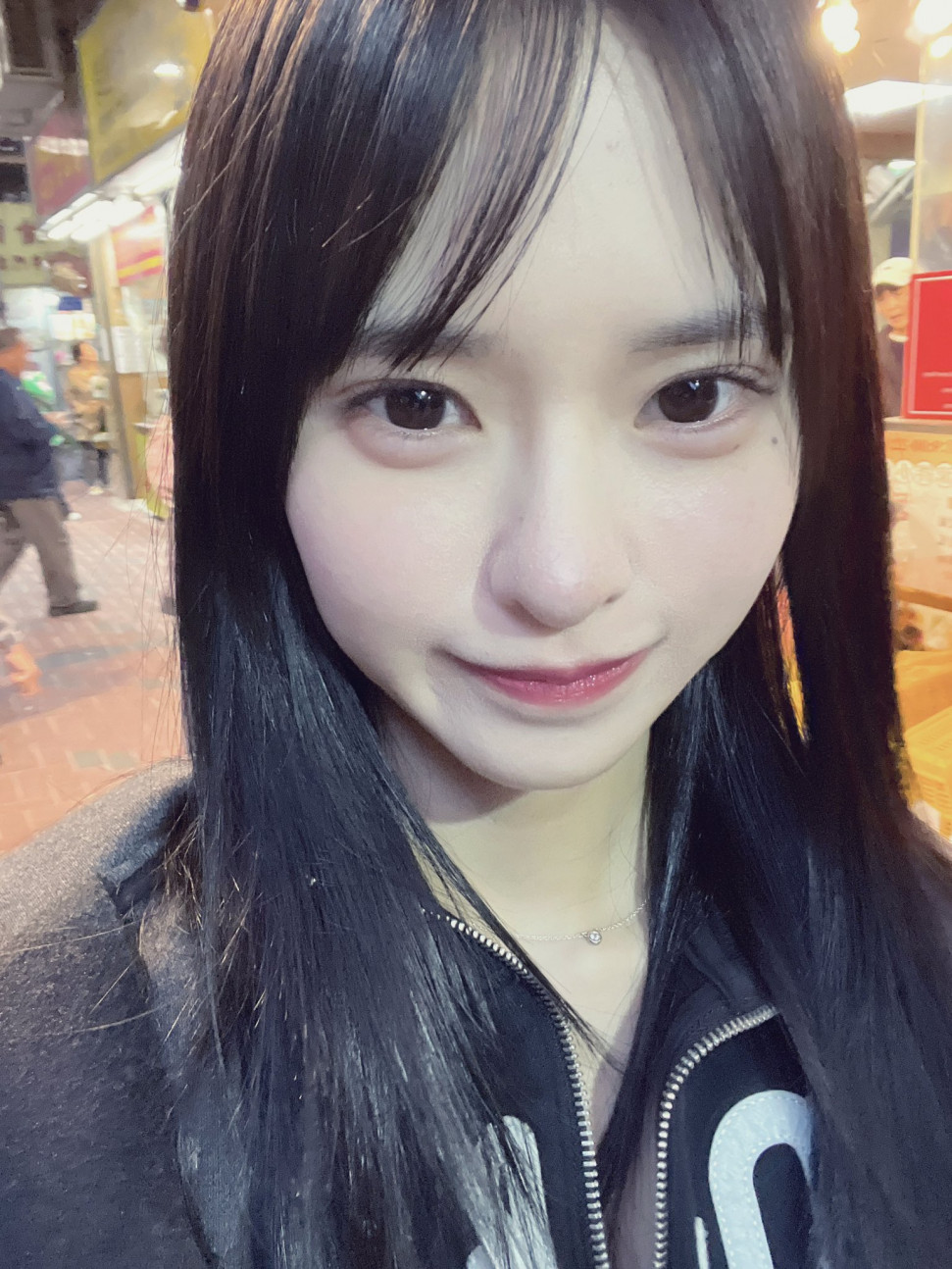 IMG_1665.jpeg : 이게 쌩얼이라는데 IMG_1665.jpeg : 이게 쌩얼이라는데