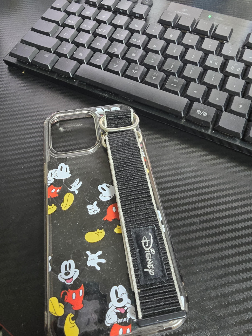 1711631647425.jpg : 아이폰 파는건 참 기차나 1711631647425.jpg : 아이폰 파는건 참 기차나