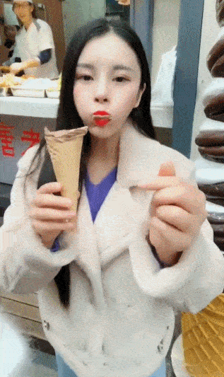 0a3554f6d6997a3dfc19552116b078d9.gif : 울어라 0a3554f6d6997a3dfc19552116b078d9.gif : 울어라