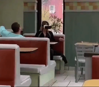 1578299472.gif : VR겜하는 여친