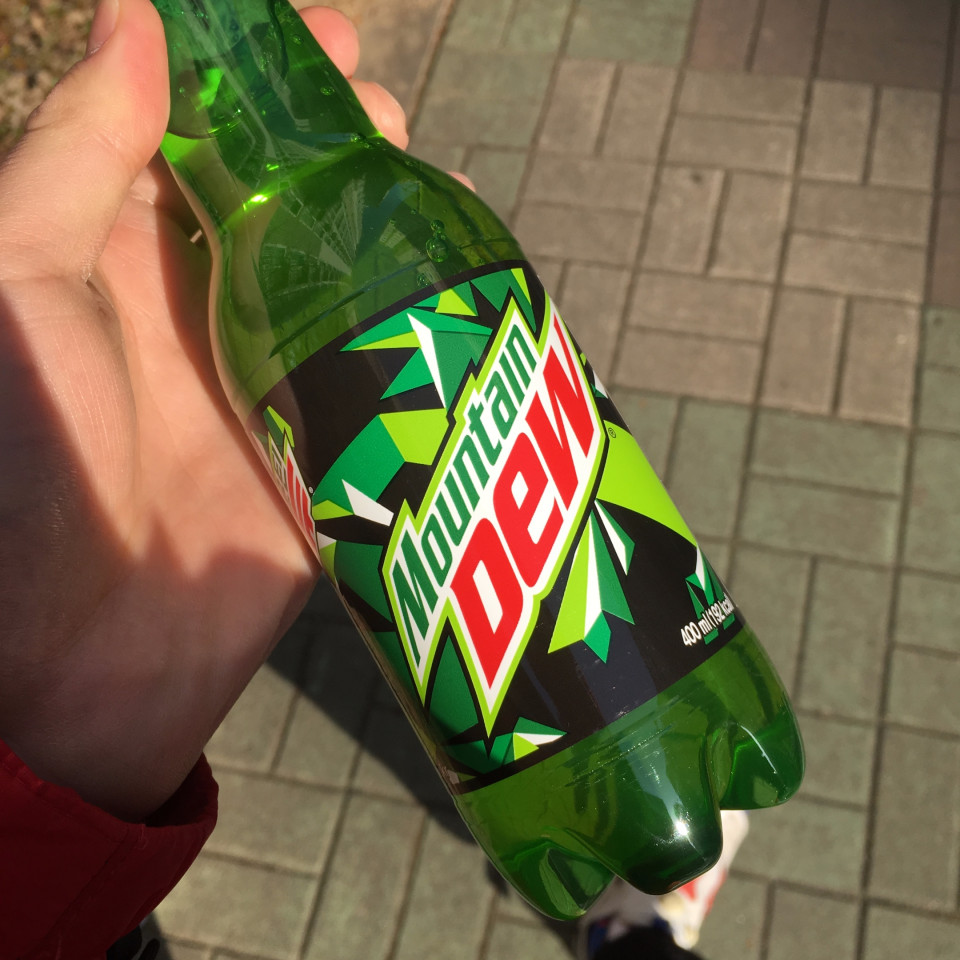 1D35C748-A09C-4A28-9884-4546A001E1D2.jpeg : 이게 탄산음료지 ㅇㅇ;;
