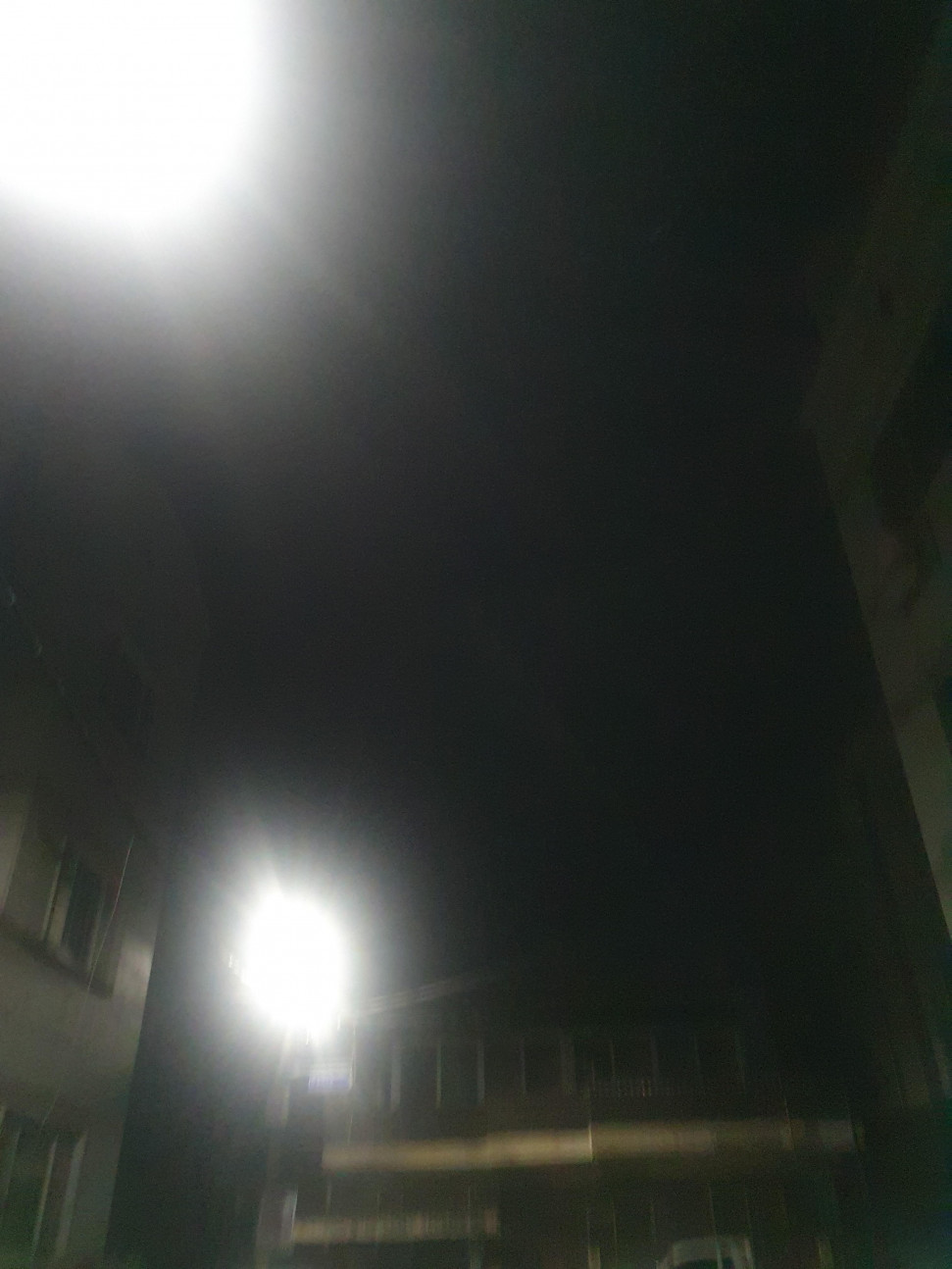 20220926_020850.jpg : 24시 밀키트 가게 가는 중 20220926_020850.jpg : 24시 밀키트 가게 가는 중